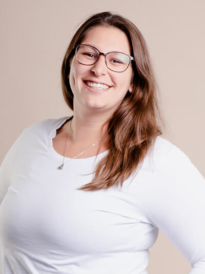 ibm-cornelia-heigl IBM-Buchhaltung und Personalmanagement mit der Mitarbeiterin Cornelia Heigl